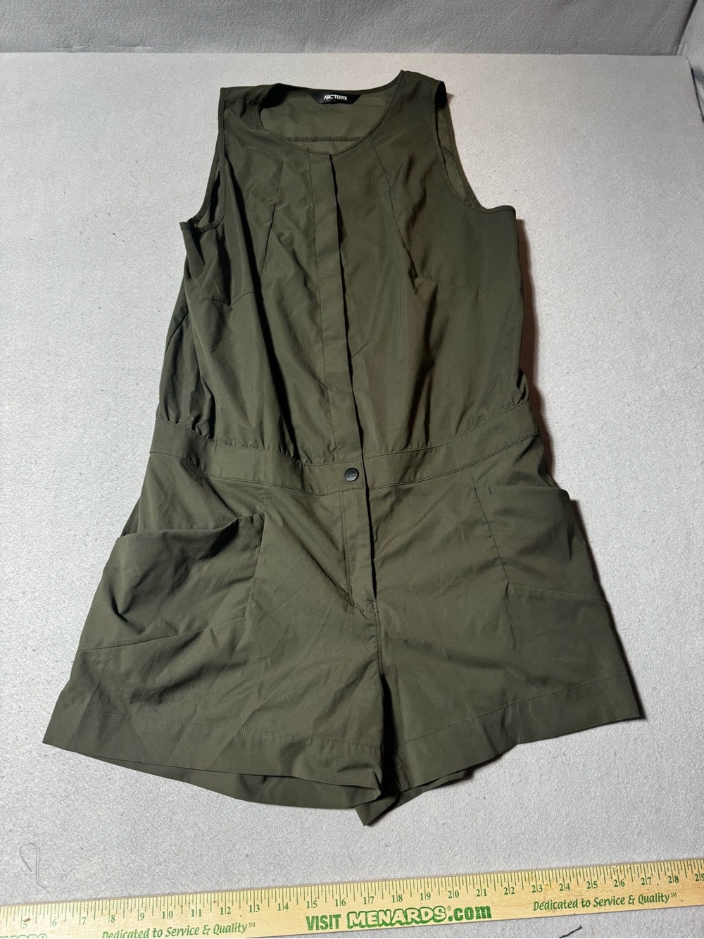 NWOT Arc'teryx Olive Green Sleeveless Utility Romper Size 12